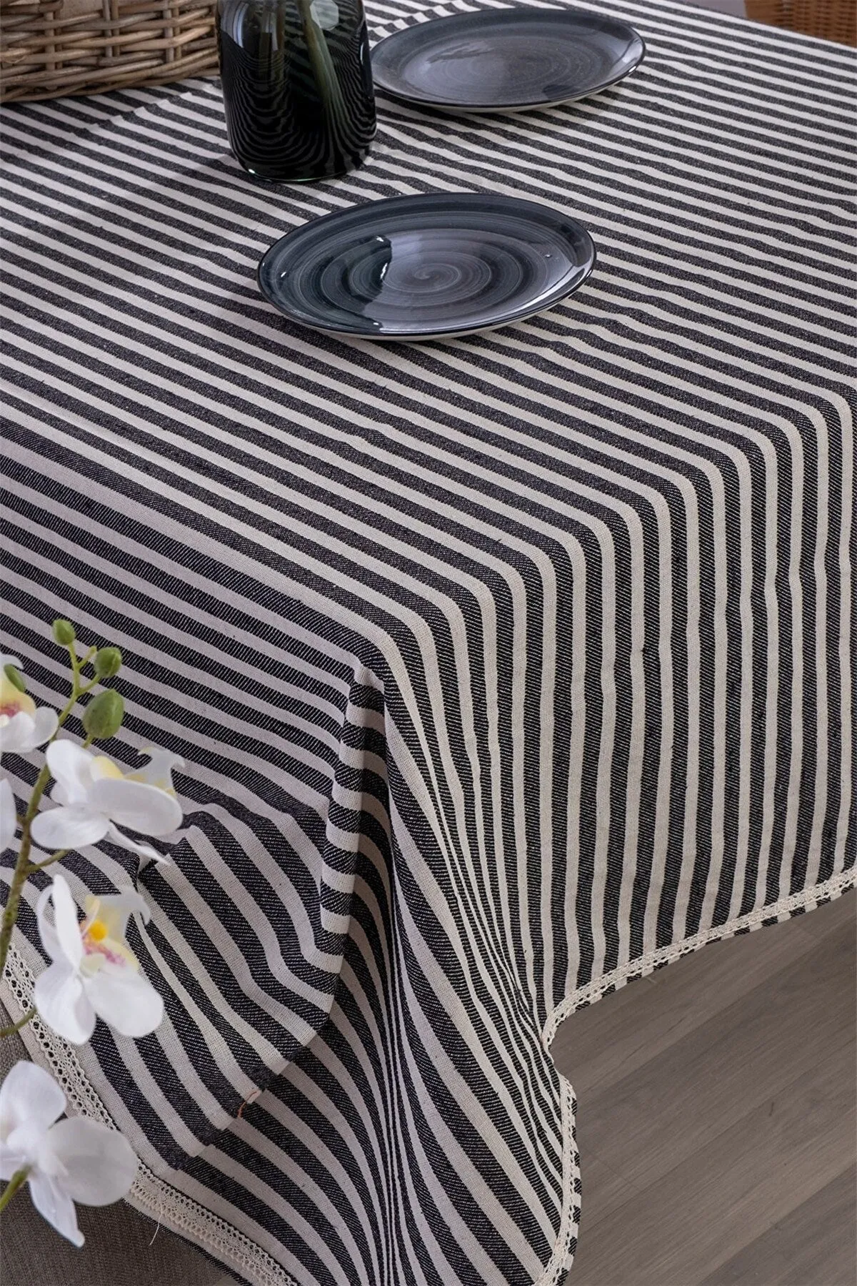 Lace Trim Linen Table Cloth - Striped Design
