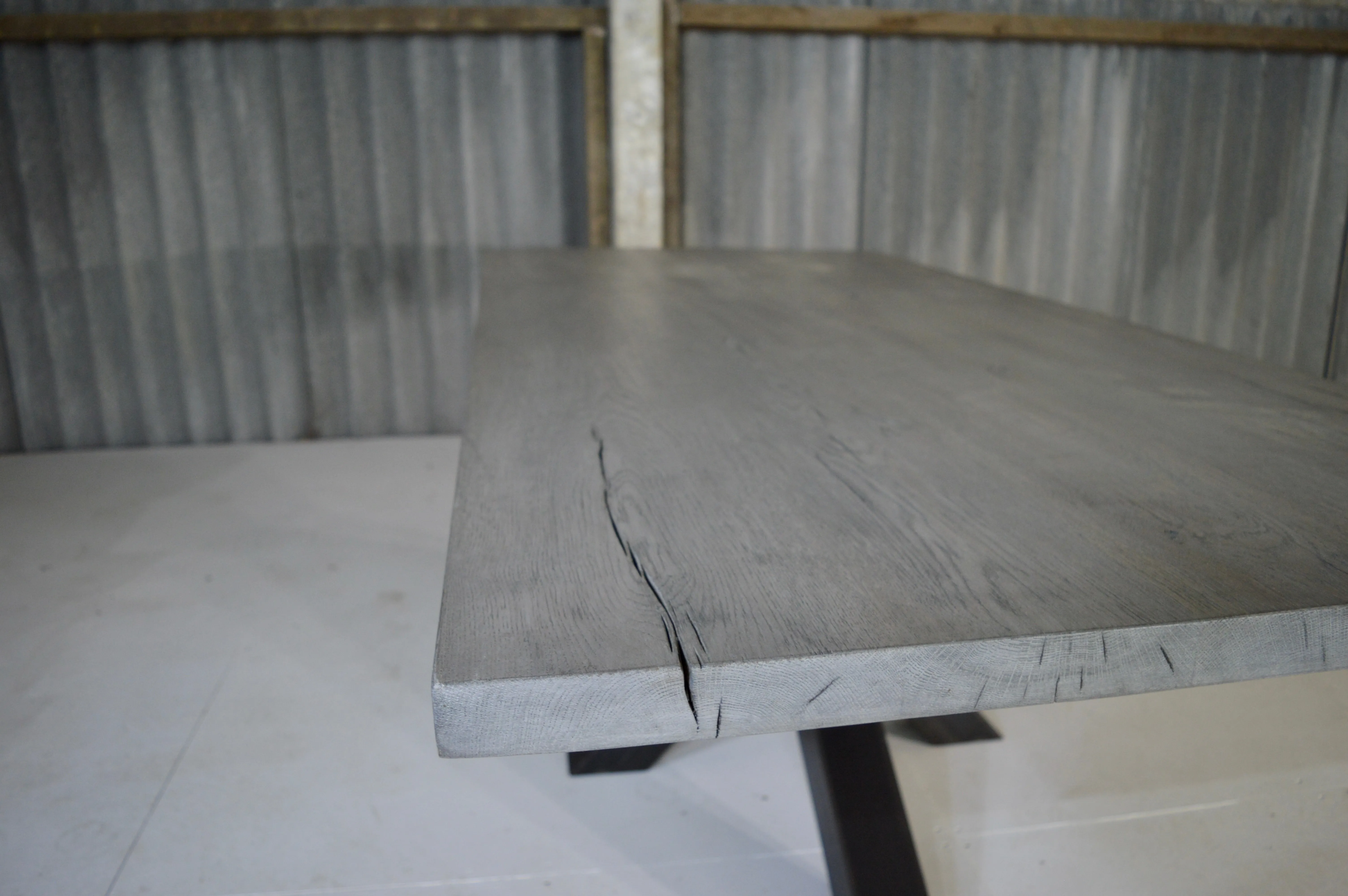 The Metal Spider: 8 Seater Table