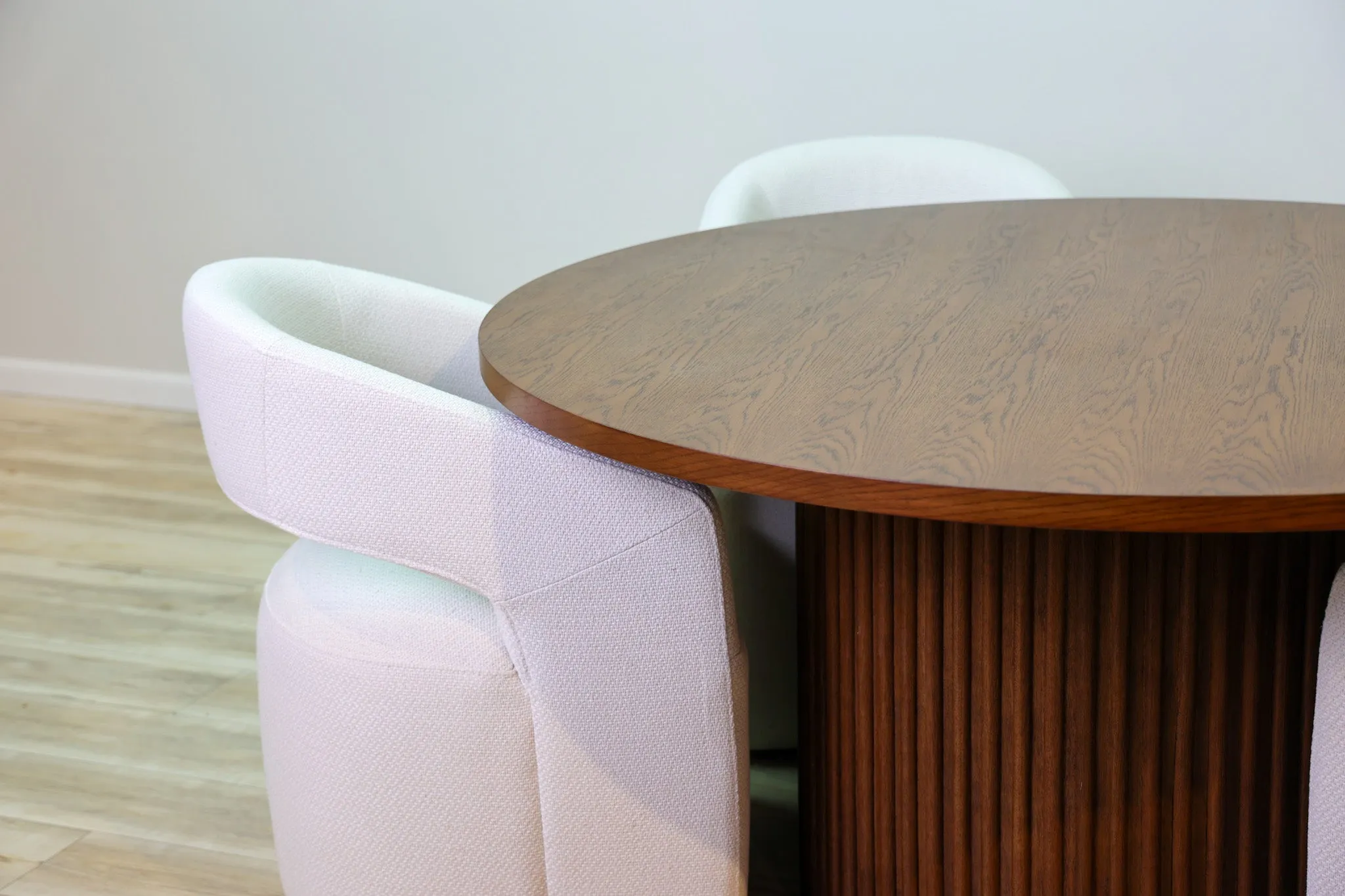 Turner 60" Round Dining Table
