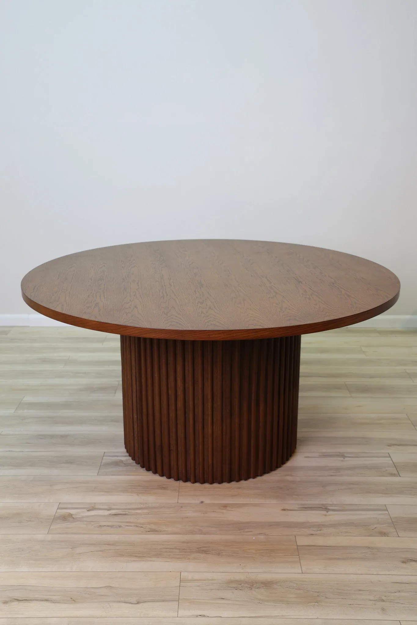 Turner 60" Round Dining Table
