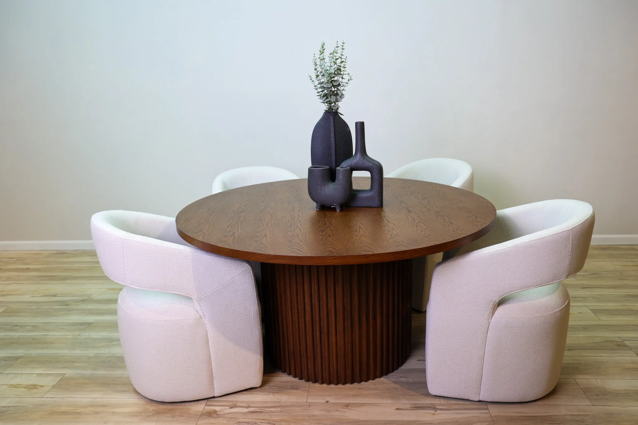 Turner 60" Round Dining Table