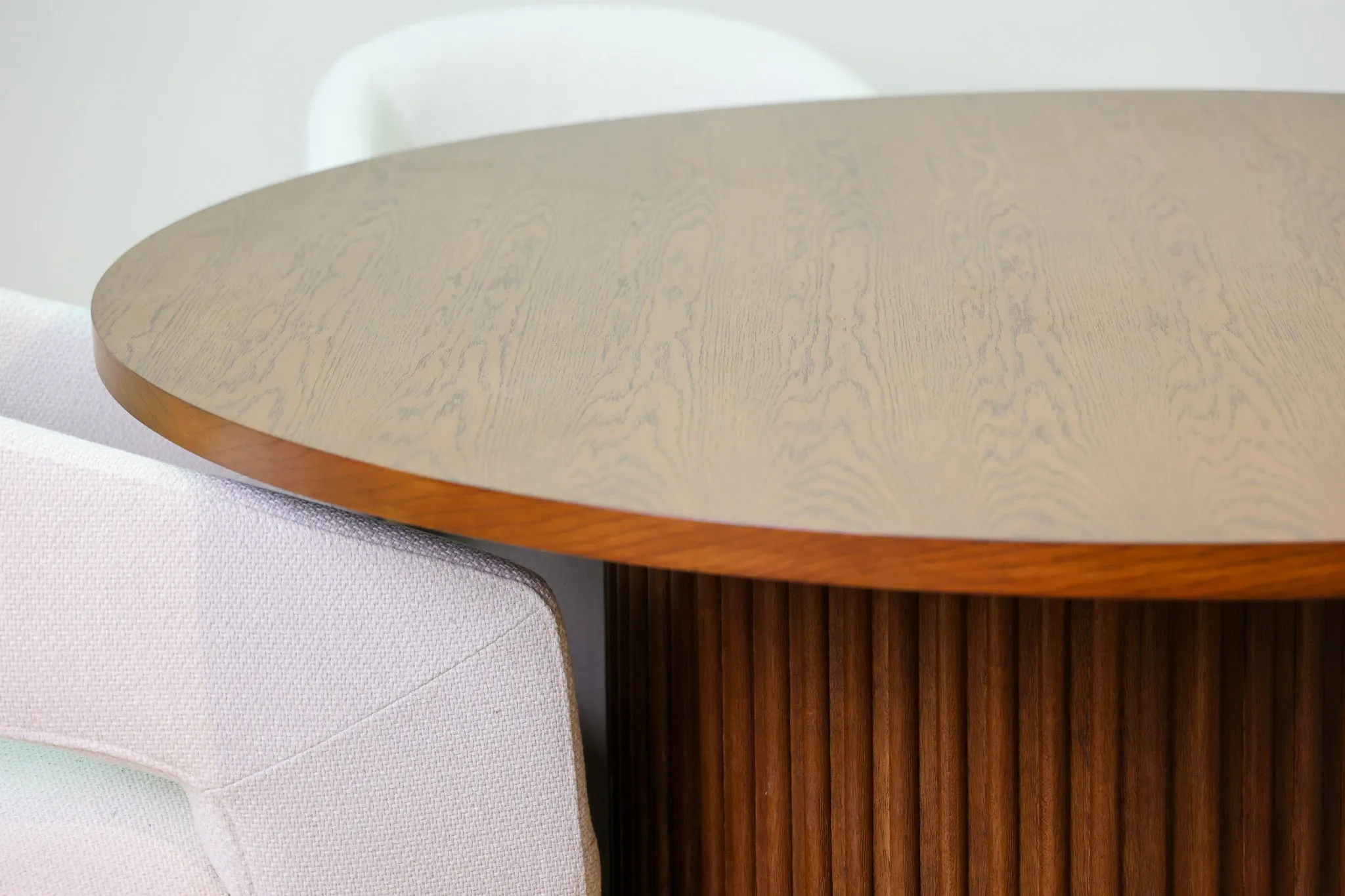 Turner 60" Round Dining Table